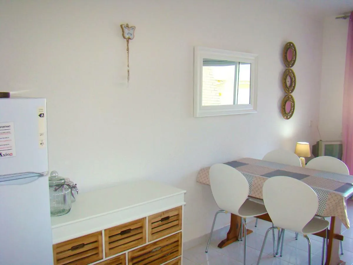 Els Pins B23 Apartment L'Escala 0*,  Spain